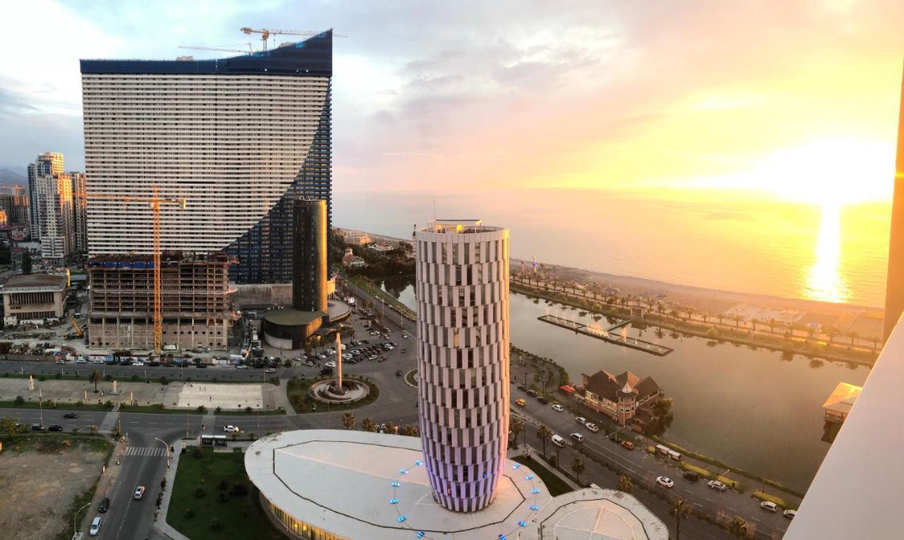 Black Sea VI Dari Apartments Батуми Экстерьер фото
