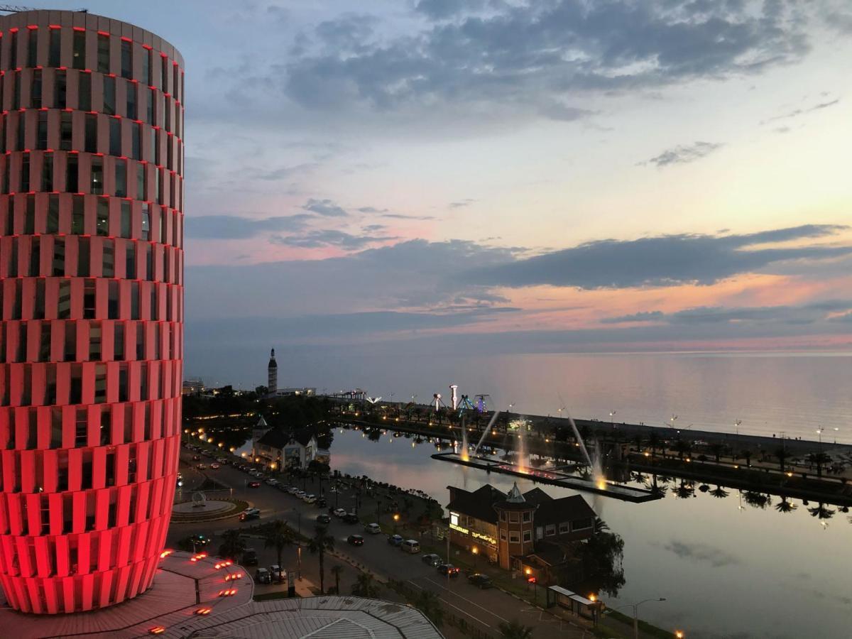 Black Sea VI Dari Apartments Батуми Экстерьер фото