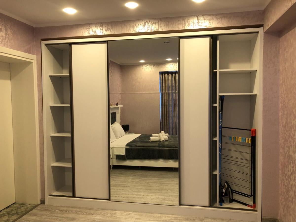 Black Sea VI Dari Apartments Батуми Экстерьер фото