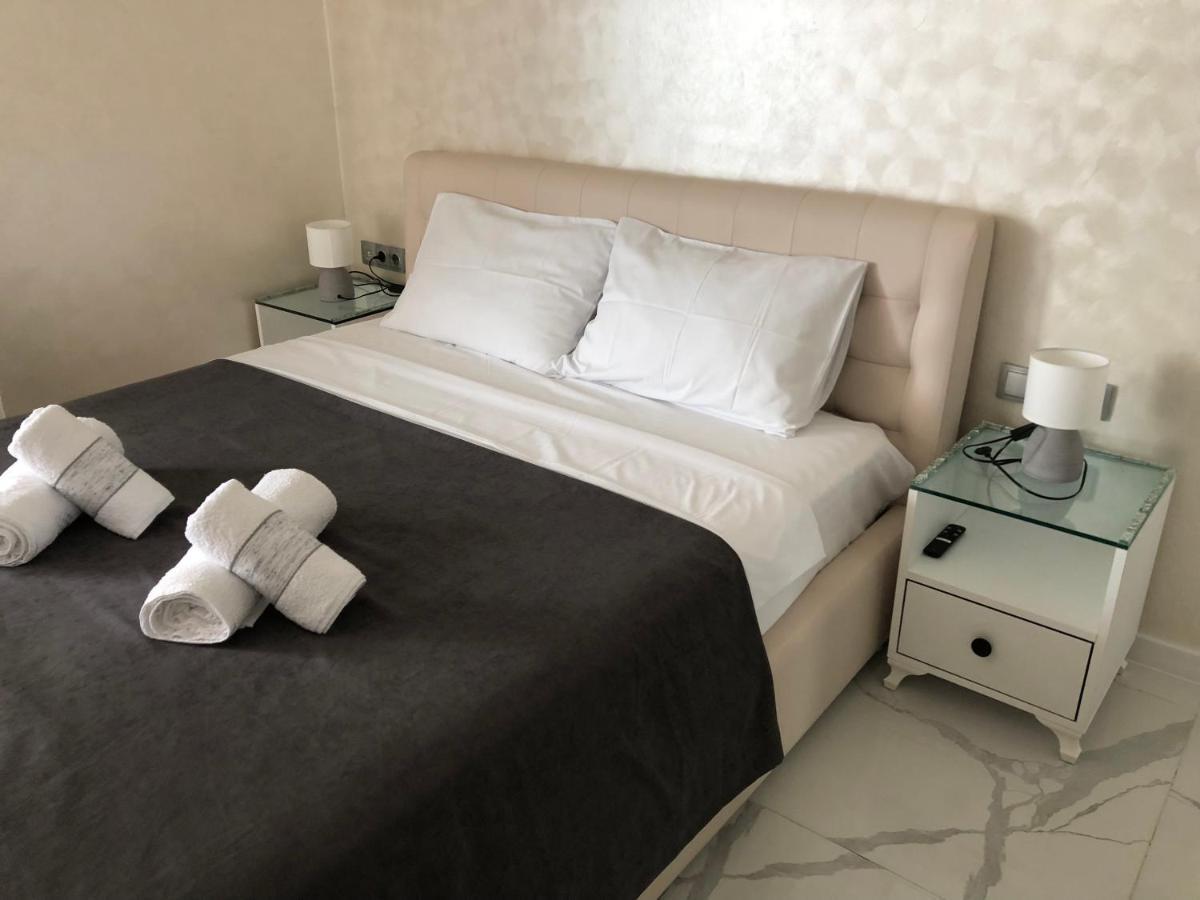 Black Sea VI Dari Apartments Батуми Экстерьер фото