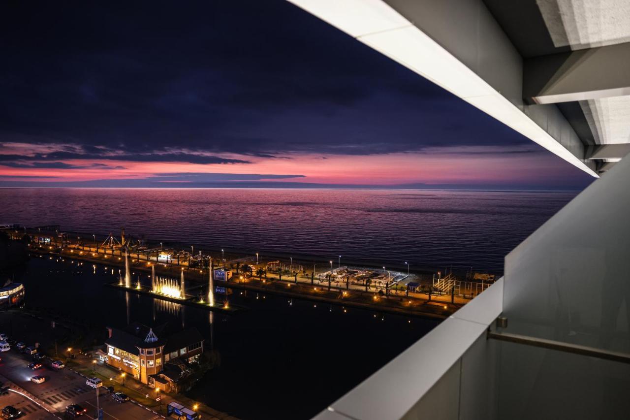 Black Sea VI Dari Apartments Батуми Экстерьер фото