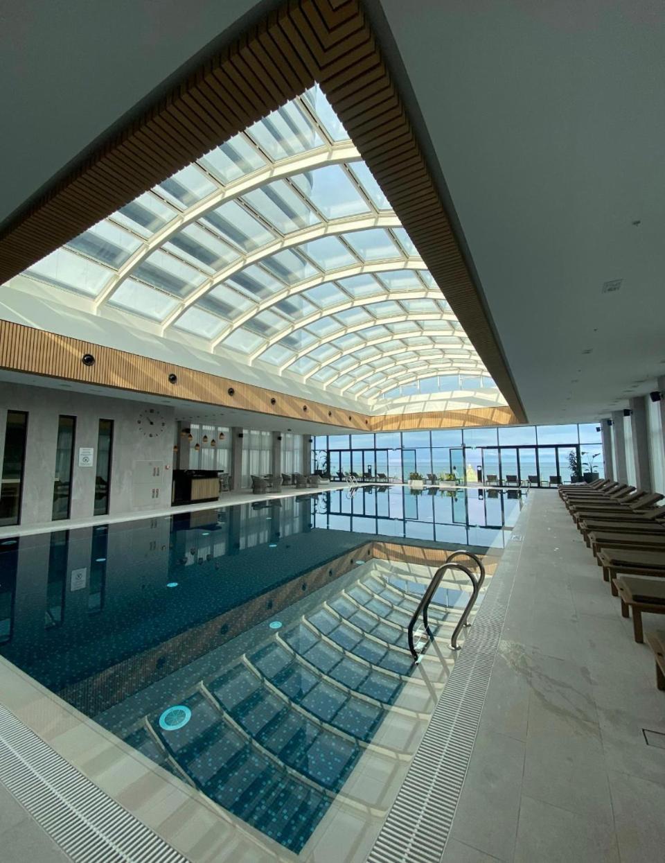 Black Sea VI Dari Apartments Батуми Экстерьер фото
